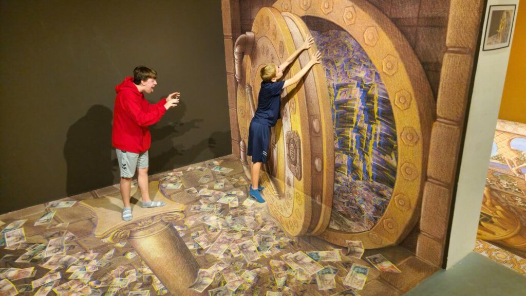 3D Museum of Wonders in playa del carmen, Mexico