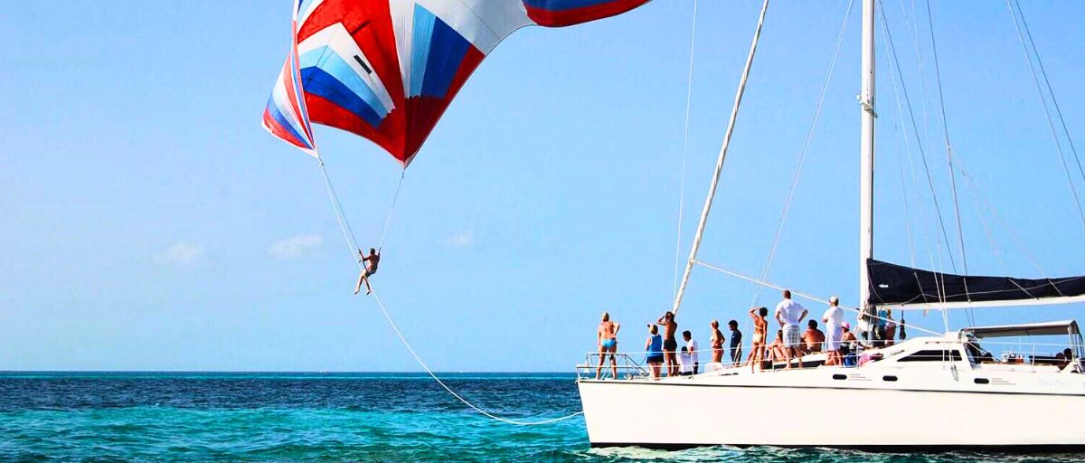 Catamaran tour in Isla Mujeres, Mexico