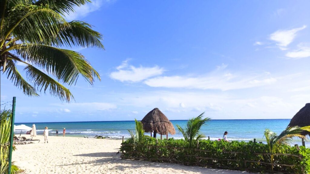 Playa Punta Esmeralda Beach in playa del carmen, Mexico